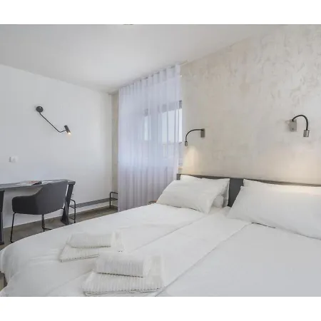 Modern With Private Pool, Jacuzzi, Garden And Terrace