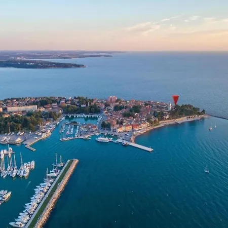 Apartman In Novigrad With Sea Views & Pool Karpinjan